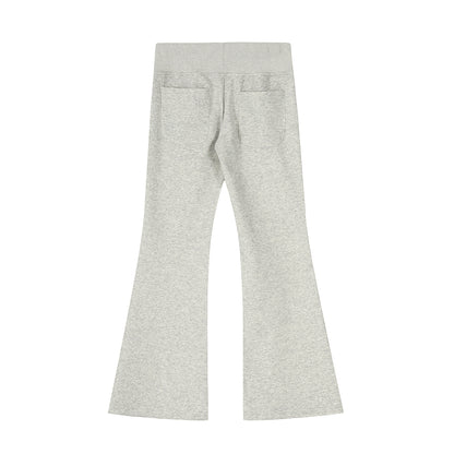 Retro spicy girl with slightly flared pants