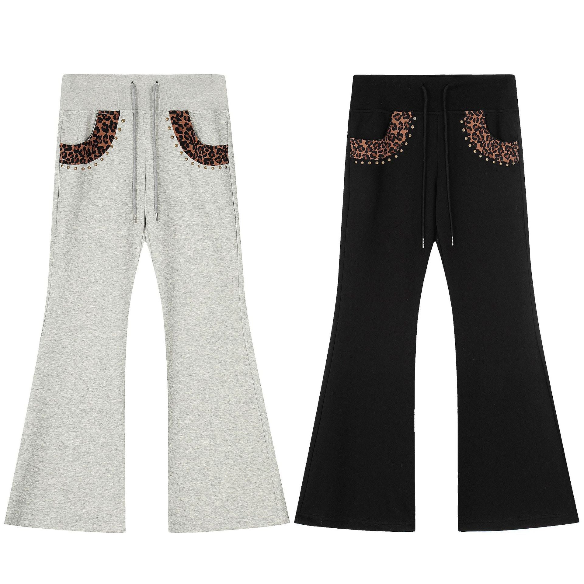 Retro spicy girl with slightly flared pants
