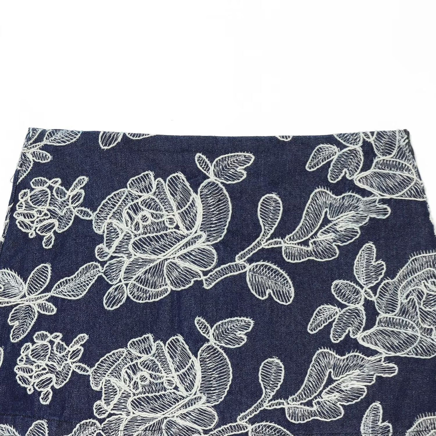 Spicy girl flower jacquard embroidered skirt pants
